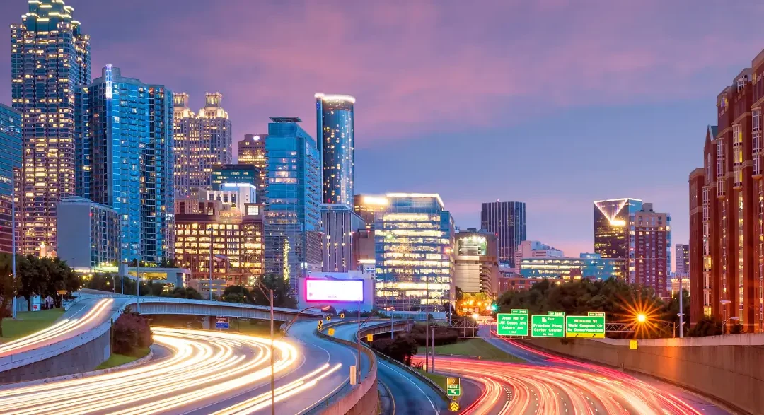 Top 5 Destinations in Atlanta with Hop’N Go Tours: Exploring the Civil Rights & Humanitarian Landmarks